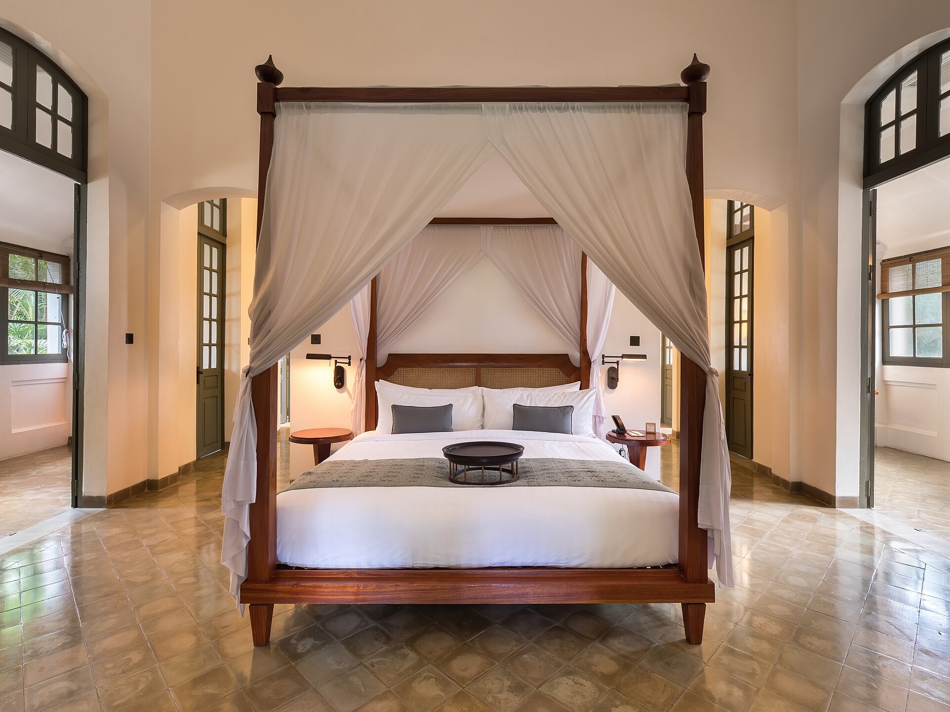 Royal Suite with carved canopy bed